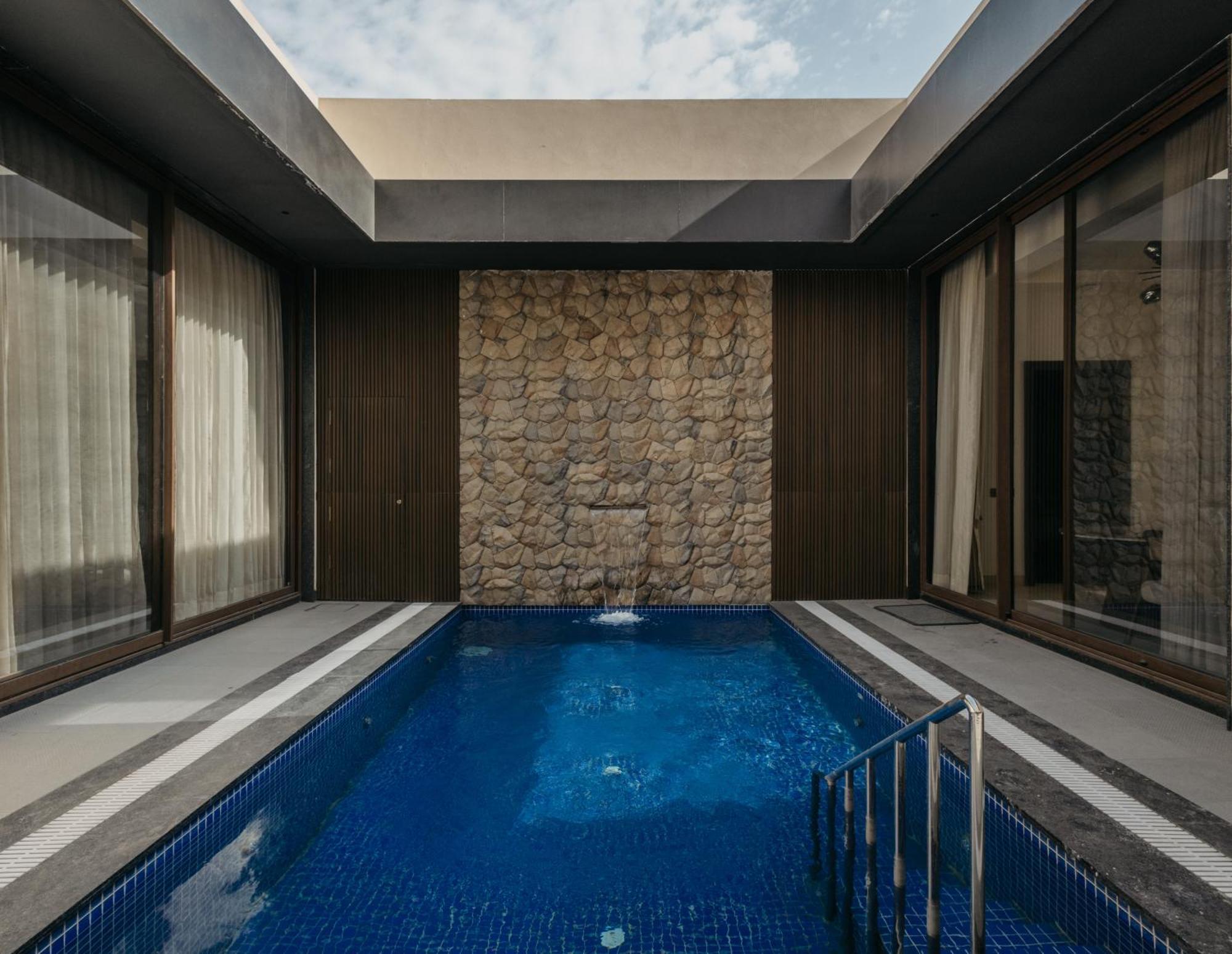 Luxury Lofts Hotel Amritszár Kültér fotó